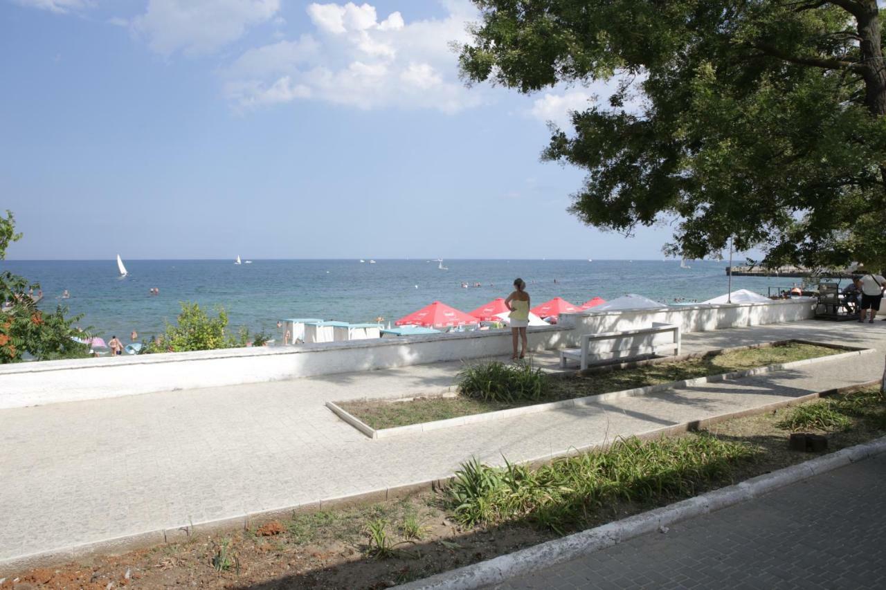 Номер С Видом На Море В Отраде Odessa Exterior foto